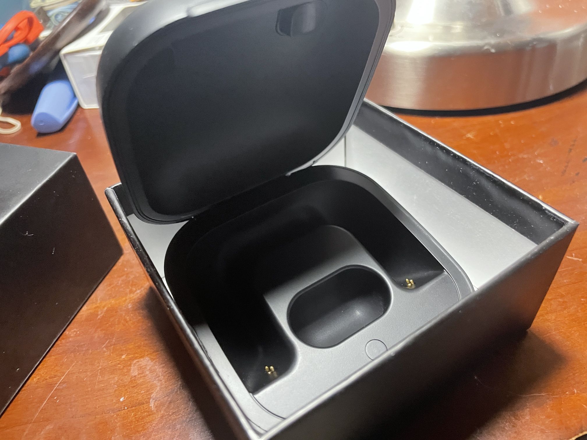 Beats Powerbeats Pro Charging 