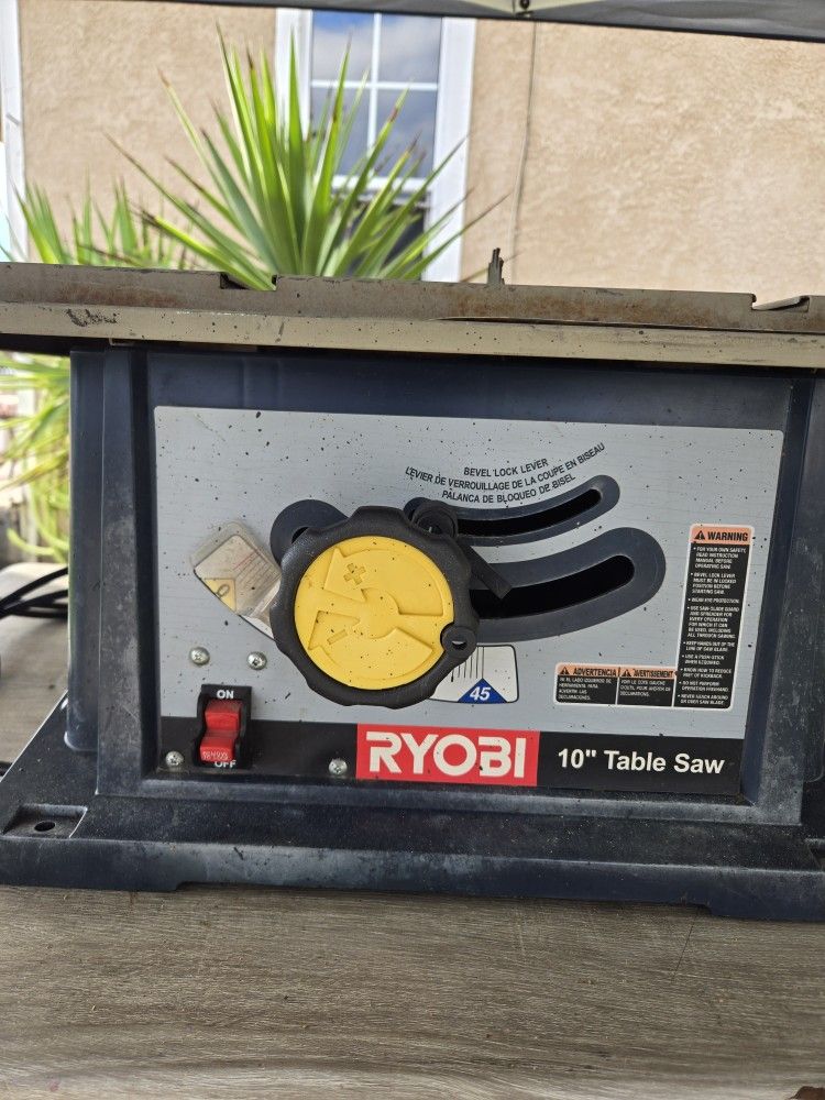 Ryobi 10" Table Saw