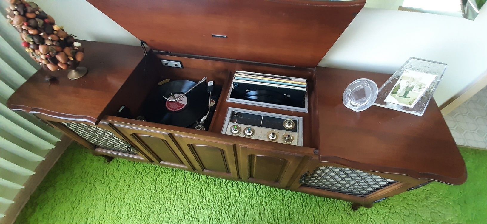 Vintage ZENITH HI FI RECORD PLAYER