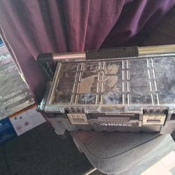 Husky Heavy Duty Tool Box