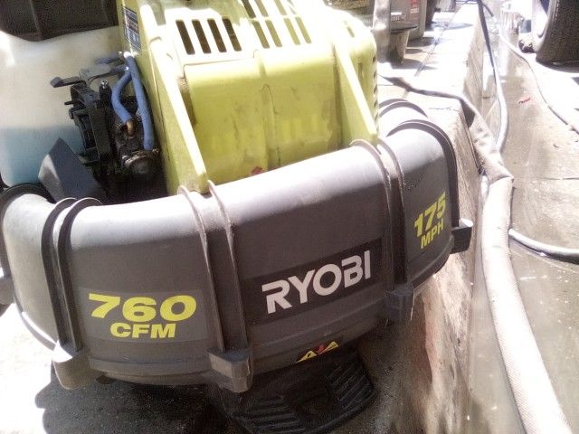 Ryobi GAS blower