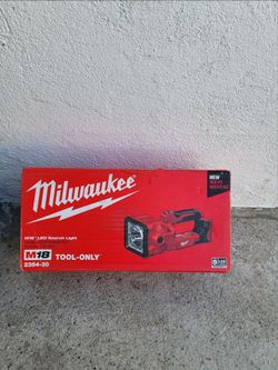 Milwaukee Led search Light M18