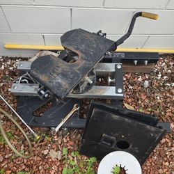 Pull Rite Super Glide 2700 5th Wheel Hitch