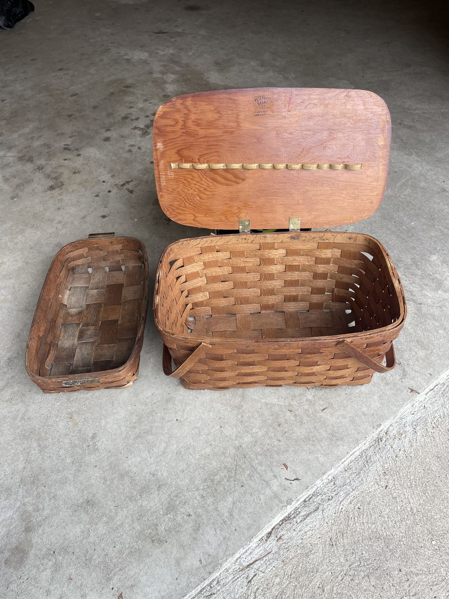 Picnic Basket. Peterboro