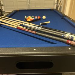 Hathaway Hustler Tournament Pool Table 