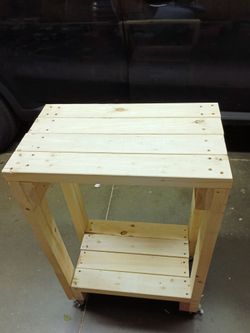 Small Table are storage cart with wheels