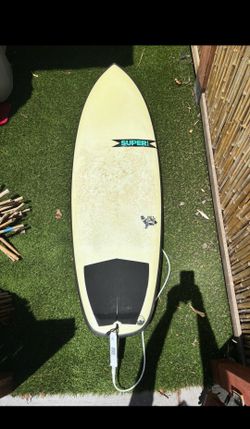 Superbrand the fling surfboard 5’6” 32.4liters + fins + leash (not Channel Islands Firewire Machado Seaside Feb’s Fish Rnf 96 Pisces Album FireWire