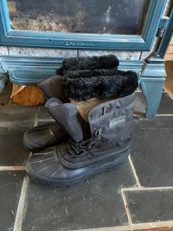 Kamik snow boots women’s size 8