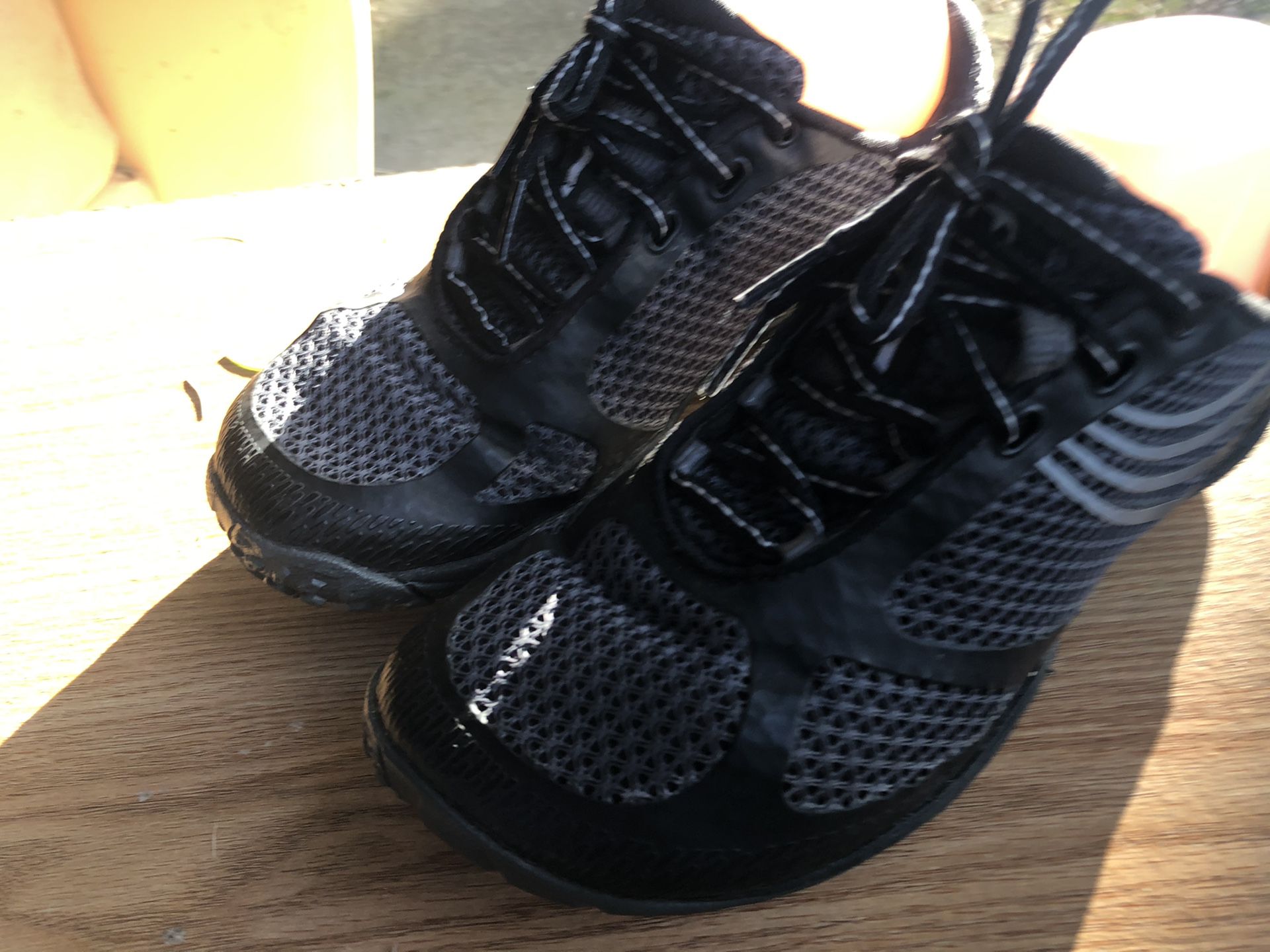 Merrell Pace Glove Women’s Black Barefoot Vibram Soles Sneakers Size 7
