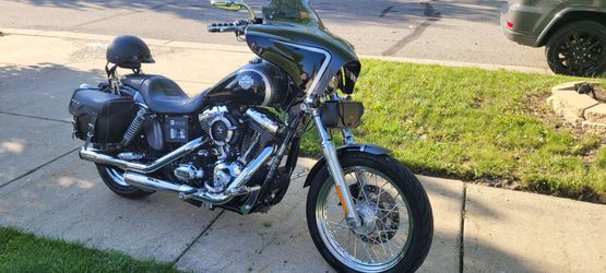 Harley-Davidson Dyna Superglide custom 2010