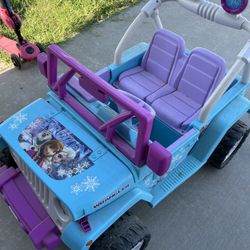 Frozen Jeep Powerwheel 