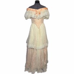 Vintage Off-Shoulder Lace Victorian Ball Gown costume xs 31-24-open DAMAGED/STAINED