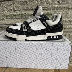 Louis Vuitton Trainers 