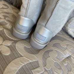 grey UGG boots 
