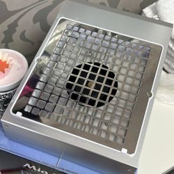  se vende recolector de polvo de uñas