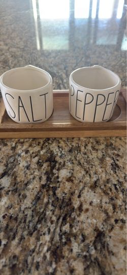 Rae Dunn salt and pepper