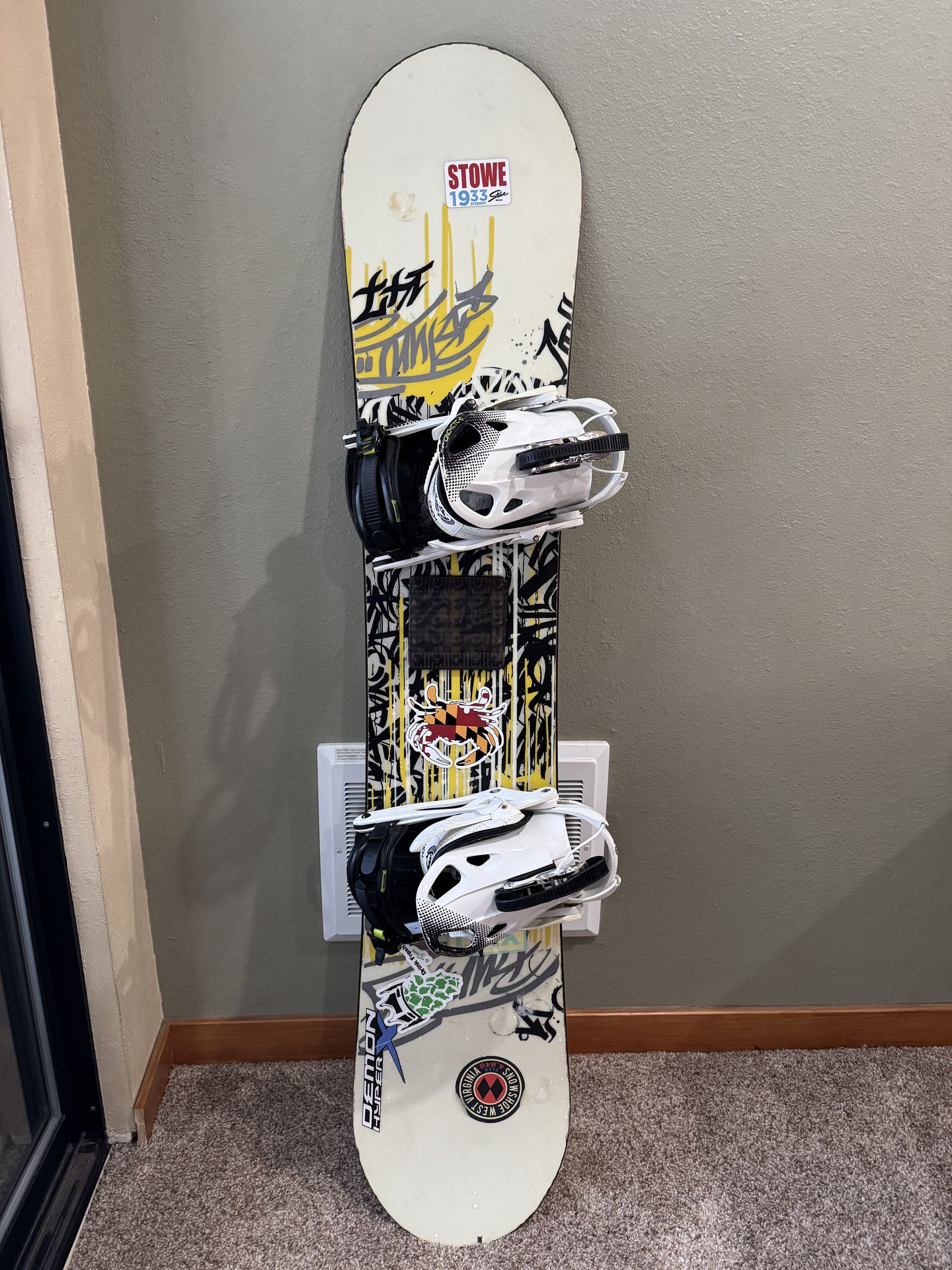 Burton 147cm Snowboard & K2 Cinch Bindings