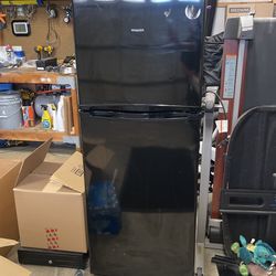 Hotpoint Refrigerator 