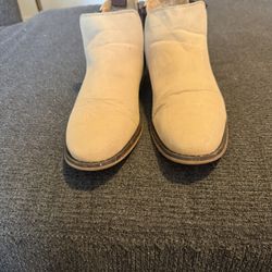 Jaxson Boots Size 9
