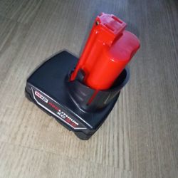 Milwaukee M12 XC Lithium-Ion High Capacity Battery 48-11-2402 