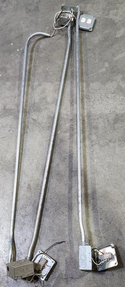 Electrical wall conduit, and plugs