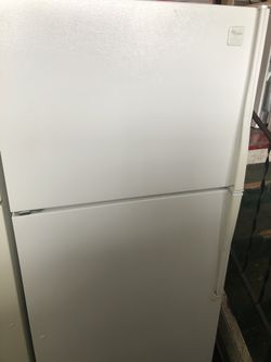 Whirlpool Like New White Refrigerator!! 65.5" H x 29.5" W! 100% Guar