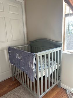 Free mini crib