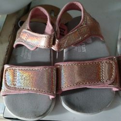 Sandalias Size 4