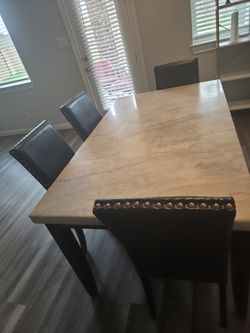 Marble dinning table