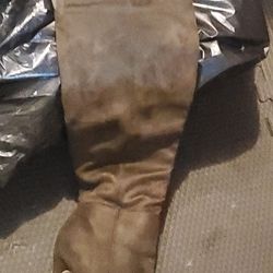 Knee High Brown Boots!! 