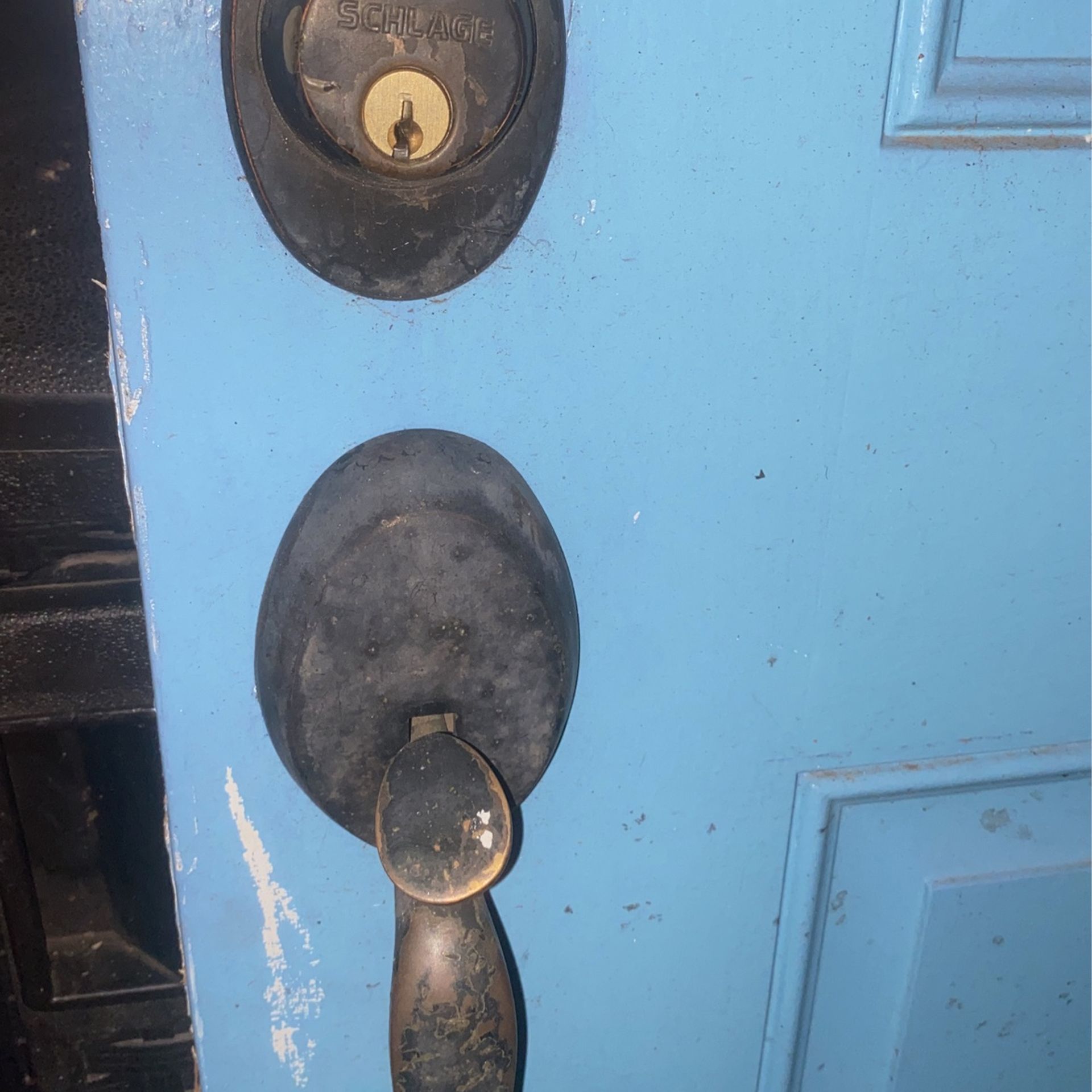 Half Moon Blue Door With Accessories No Key!