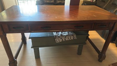 Wood Writing Desk with Four Drawers
