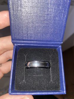 Men’s Wedding Band