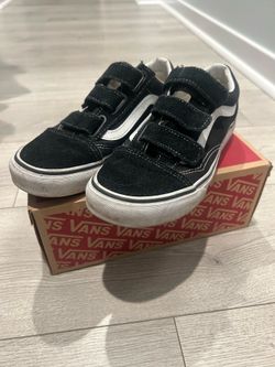 VANS - size 6 (W)