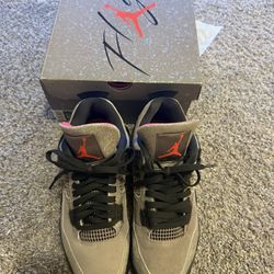 Lightly Used Jordan 4 Taupe Haze Size 10