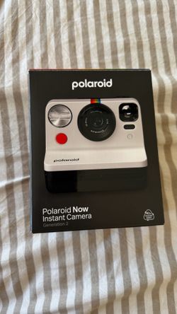 Instant camera