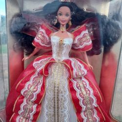 RARE 1997 Happy Holiday Barbie