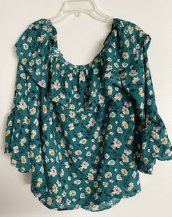 Floral Turquoise Boho Shirt size S. Puffy sleeves. NWT 