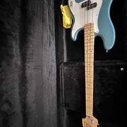 Fender P Bass