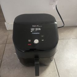 Instant Pot Vortex Plus 6QT ClearCook Air Fryer, Clear Windows, Custom Program Options, 6-In-1 Functions, Crisps, Broils, Roasts, Dehydrates, Bakes, R