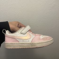 pink nike girls 12.5