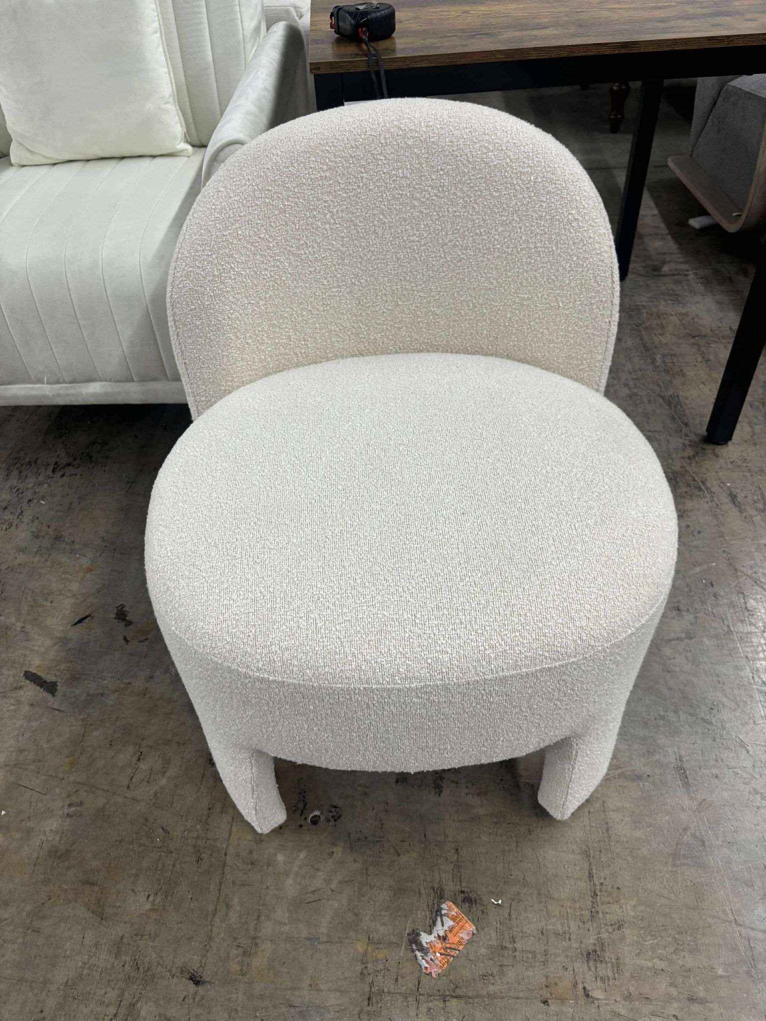 Lounge Chair with sof Cushion and backrest