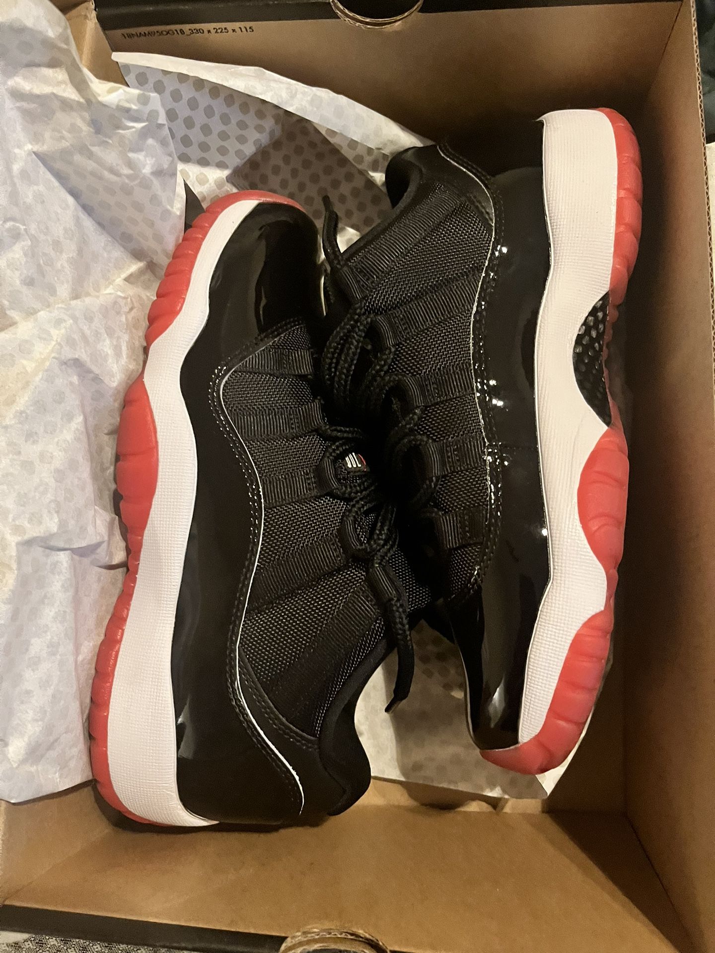 Low Top Bred 11’s