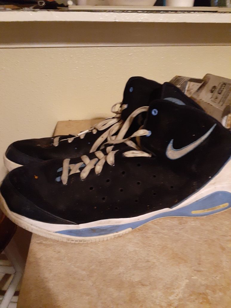 Nike shoes size 18