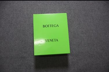 Gray Bottega Veneta Sneakers – Size 9.5