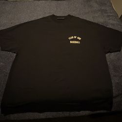 Black Essential MLB 90’s tee