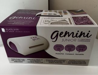 Gemini Junior Die-cutting Machine by Crafter’s Companion