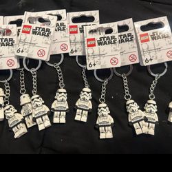 Lot Of 10 Lego Keychains