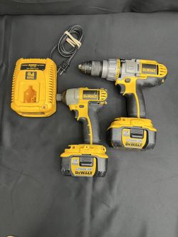 DeWalt DCD970 C 18V XRP Li-ion Hammerdrill/Impact Driver Combo Kit