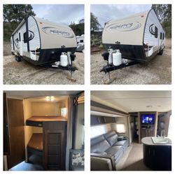 2015 Forest River T27000